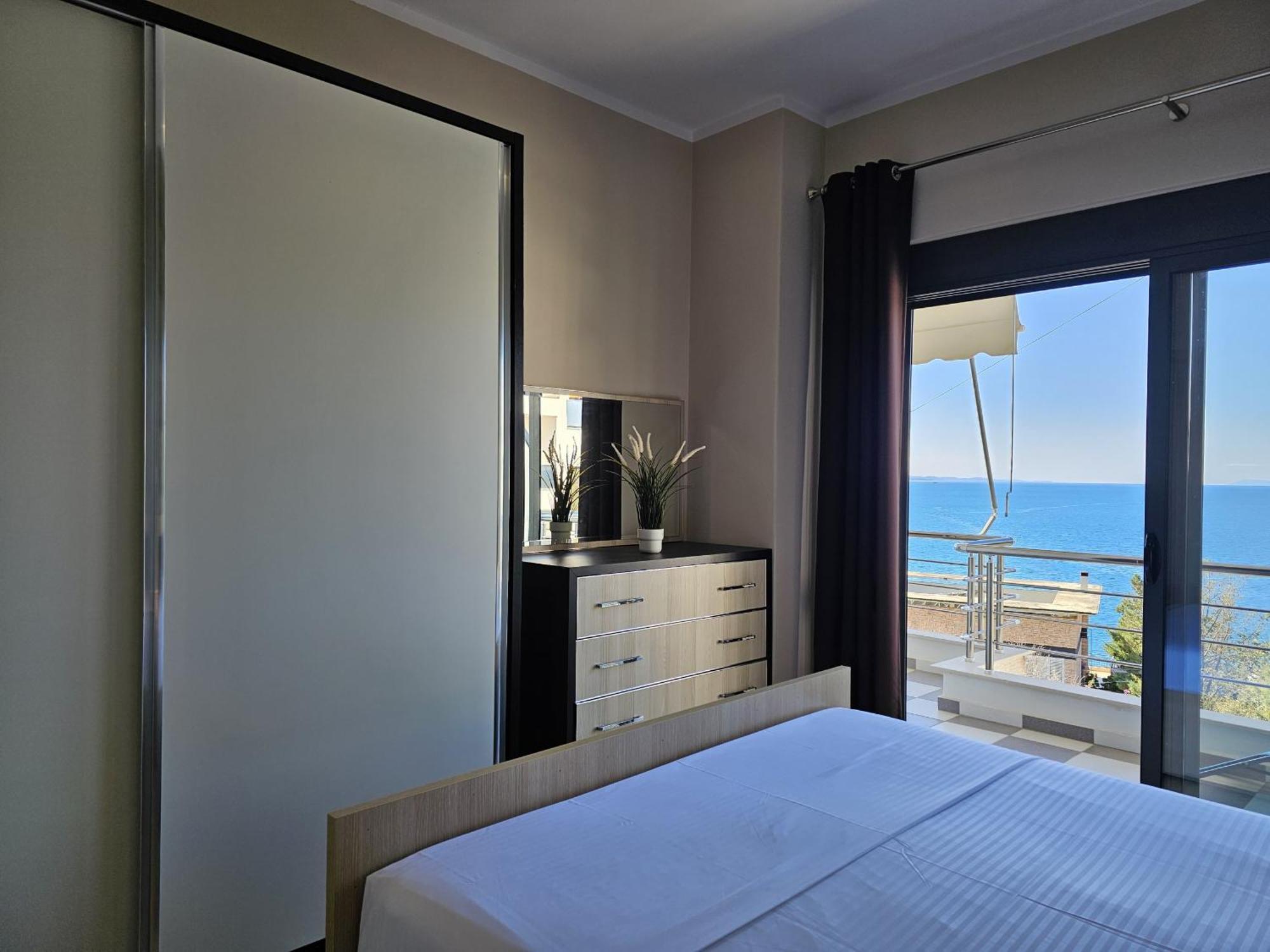 Anada * Sarandë